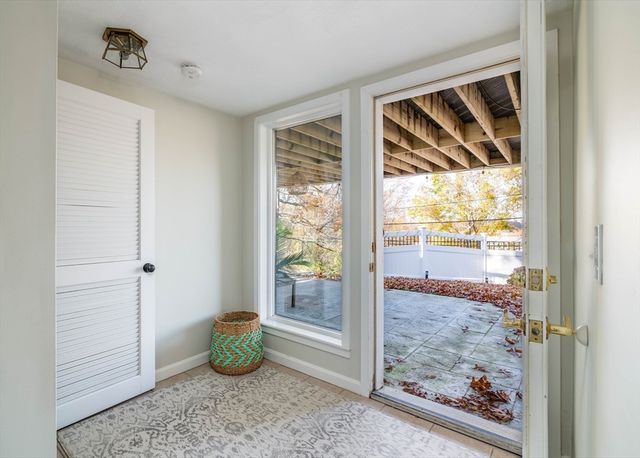 255 Elm St, Marshfield, MA 02050