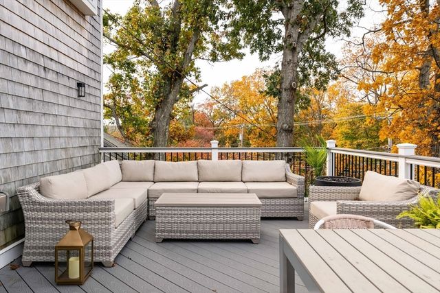 255 Elm St, Marshfield, MA 02050