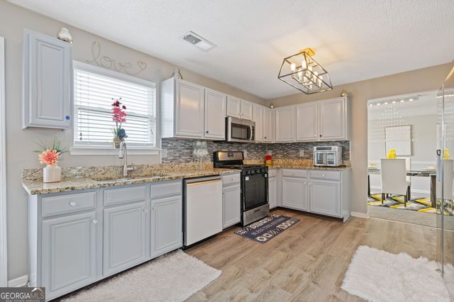 6637 Chason Woods Court, Jonesboro, GA 30238