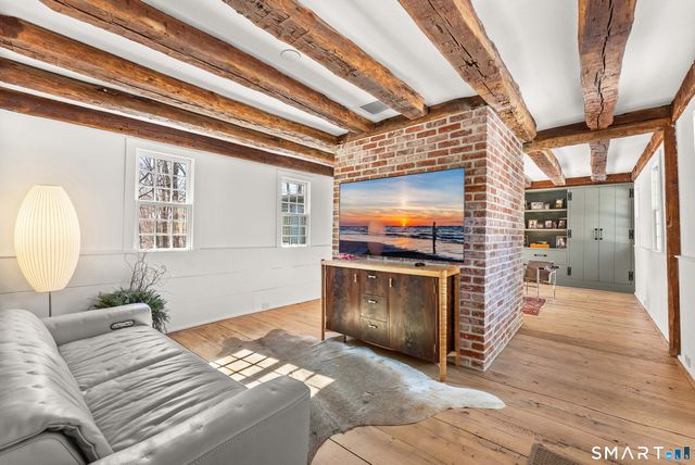 382 Weekeepeemee Road, Woodbury, CT 06798