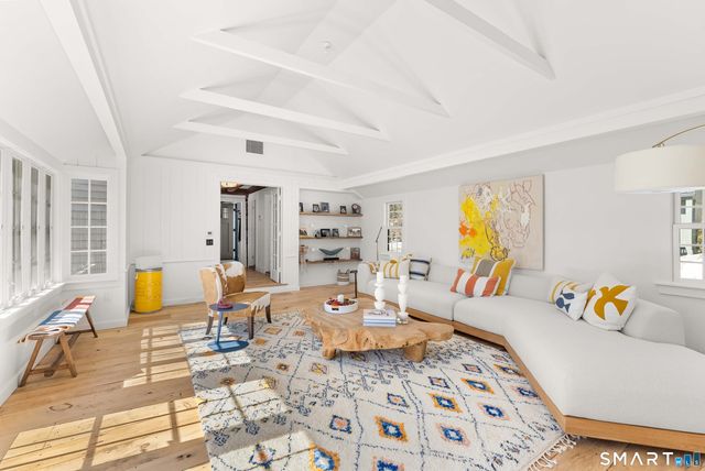 382 Weekeepeemee Road, Woodbury, CT 06798