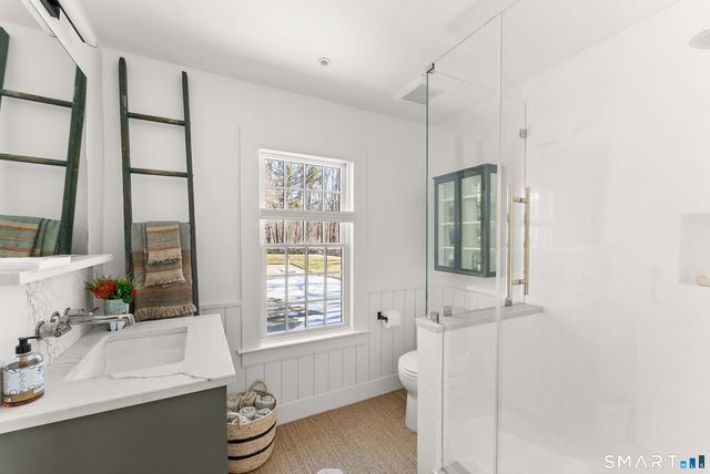 382 Weekeepeemee Road, Woodbury, CT 06798