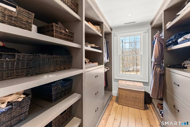 382 Weekeepeemee Road, Woodbury, CT 06798