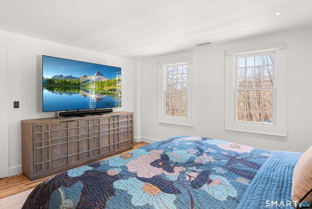 382 Weekeepeemee Road, Woodbury, CT 06798