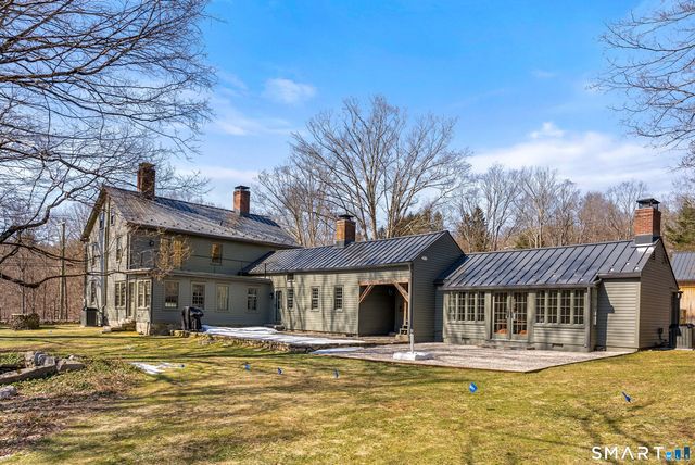 382 Weekeepeemee Road, Woodbury, CT 06798