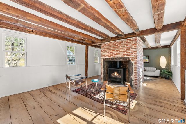 382 Weekeepeemee Road, Woodbury, CT 06798