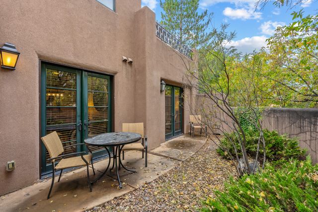 103 Catron 48, Santa Fe, NM 87501