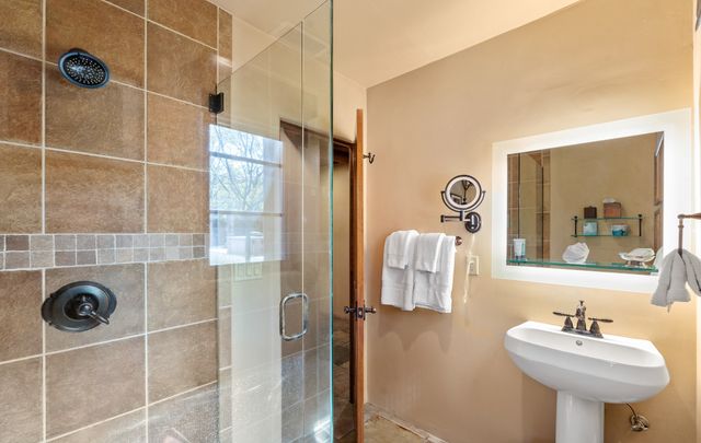 103 Catron 48, Santa Fe, NM 87501