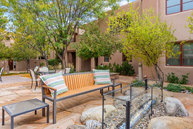 103 Catron 48, Santa Fe, NM 87501