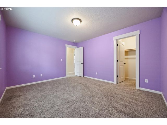 17811 Sw ROBERT Ln, Beaverton, OR 97078