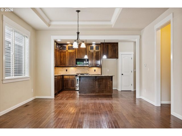 17811 Sw ROBERT Ln, Beaverton, OR 97078