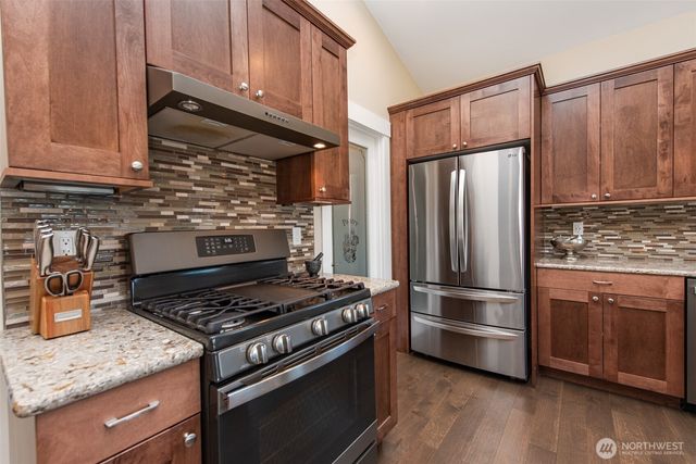 390 Broadmoor Street, Sequim, WA 98382