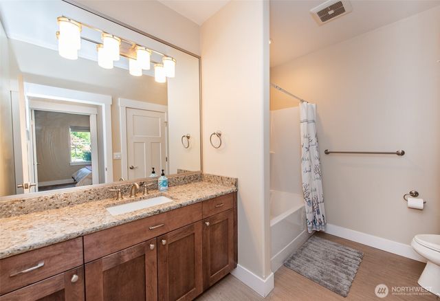 390 Broadmoor Street, Sequim, WA 98382