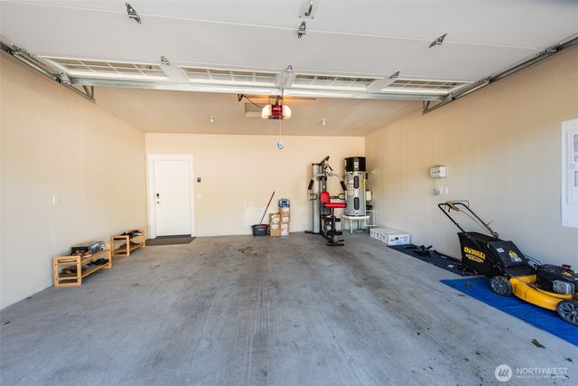 390 Broadmoor Street, Sequim, WA 98382