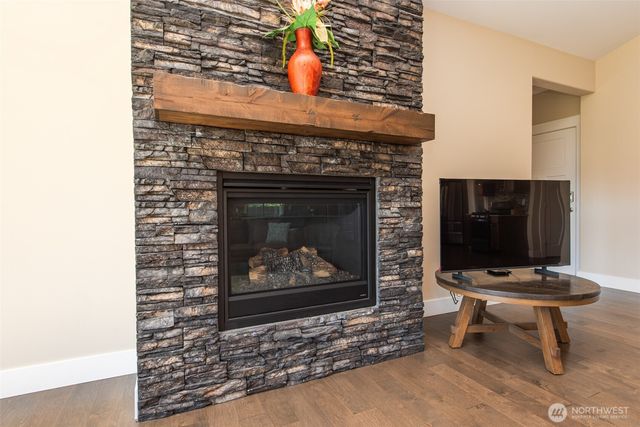 390 Broadmoor Street, Sequim, WA 98382