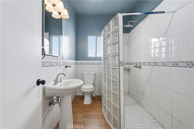 537 N Cummings Street, Los Angeles, CA 90033