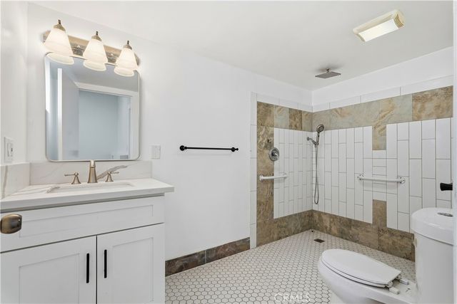 537 N Cummings Street, Los Angeles, CA 90033