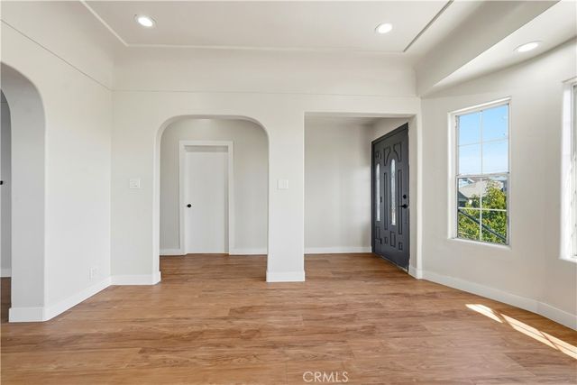 537 N Cummings Street, Los Angeles, CA 90033