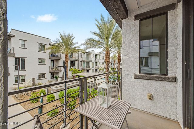 2090 S DORSEY Lane 1030, Tempe, AZ 85282
