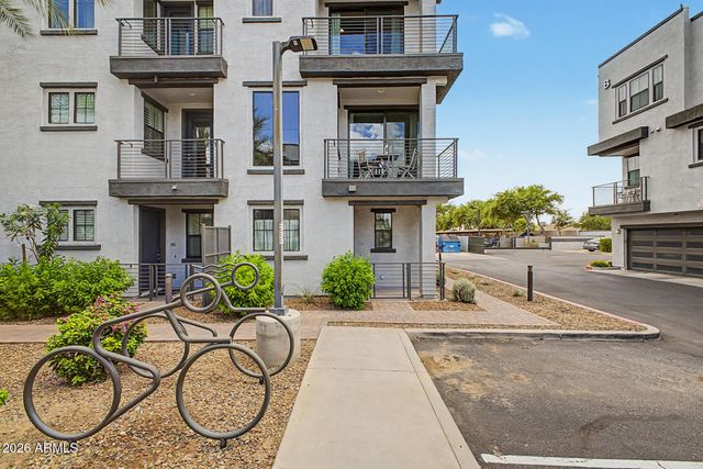 2090 S DORSEY Lane 1030, Tempe, AZ 85282