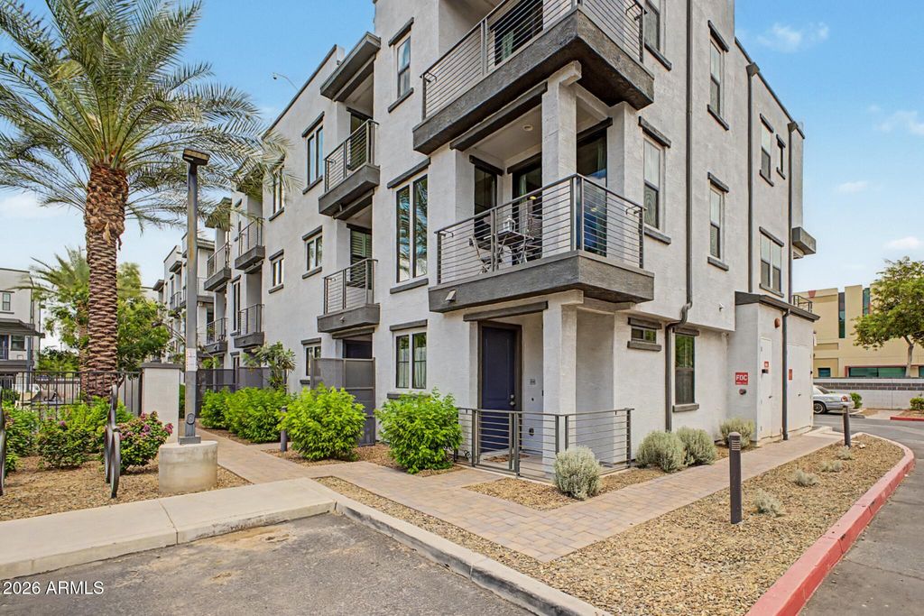 2090 S DORSEY Lane 1030, Tempe, AZ 85282