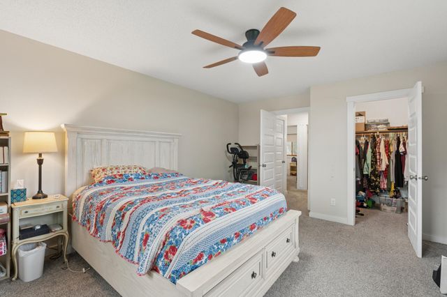 8893 Autumn Oaks Drive, Rockford, MN 55373