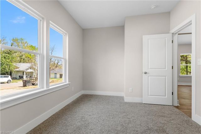 920 E 23rd Street, Winston-salem, NC 27105