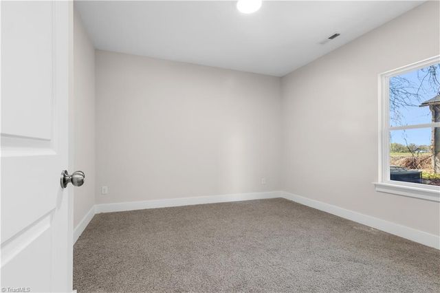 920 E 23rd Street, Winston-salem, NC 27105