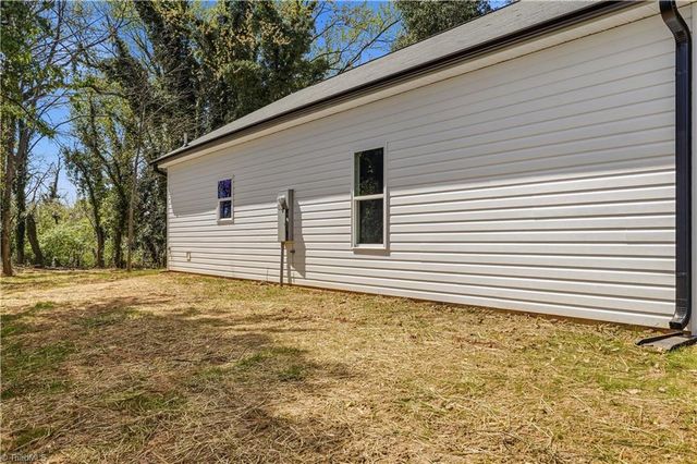 920 E 23rd Street, Winston-salem, NC 27105