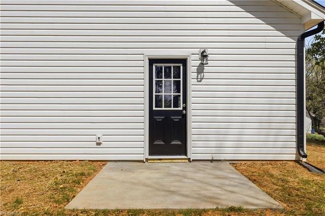 920 E 23rd Street, Winston-salem, NC 27105