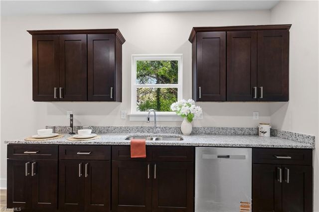 920 E 23rd Street, Winston-salem, NC 27105