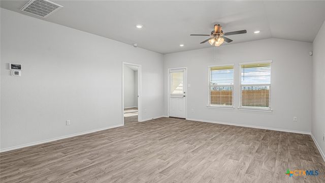 100 Rain Drop Road, Jarrell, TX 76537