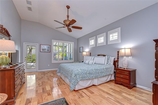 5910 CHERRY OAK DRIVE, Valrico, FL 33596