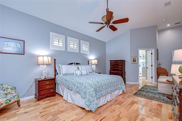 5910 CHERRY OAK DRIVE, Valrico, FL 33596