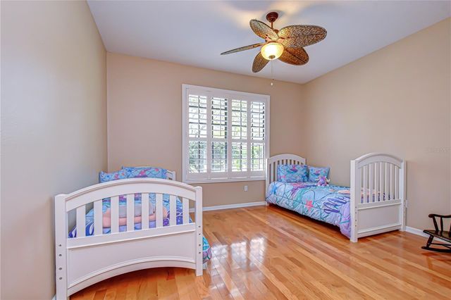 5910 CHERRY OAK DRIVE, Valrico, FL 33596