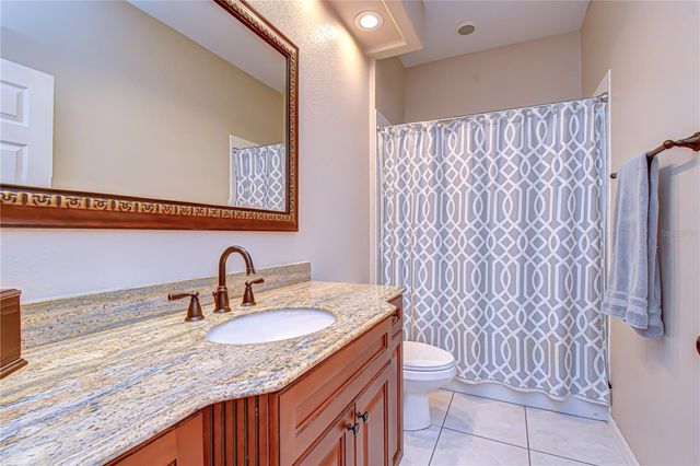 5910 CHERRY OAK DRIVE, Valrico, FL 33596