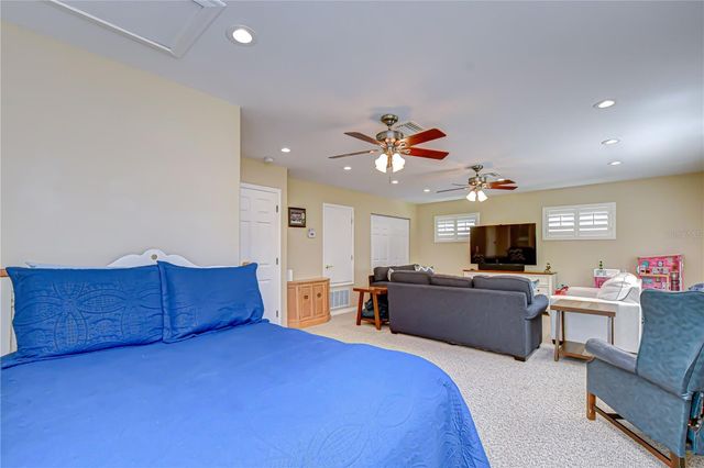 5910 CHERRY OAK DRIVE, Valrico, FL 33596