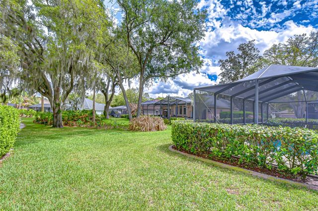 5910 CHERRY OAK DRIVE, Valrico, FL 33596