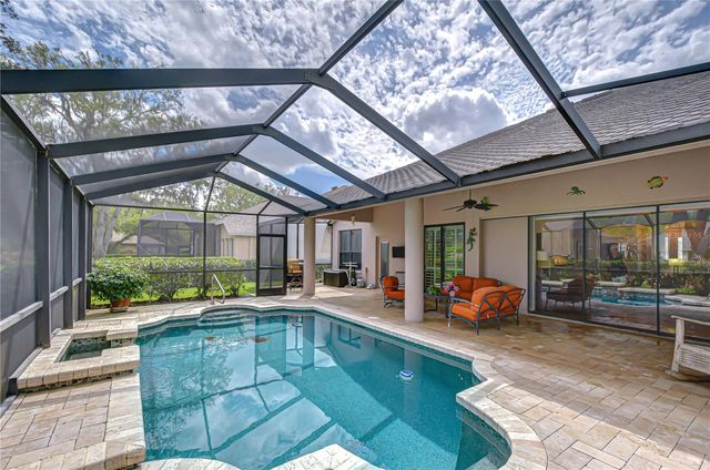 5910 CHERRY OAK DRIVE, Valrico, FL 33596