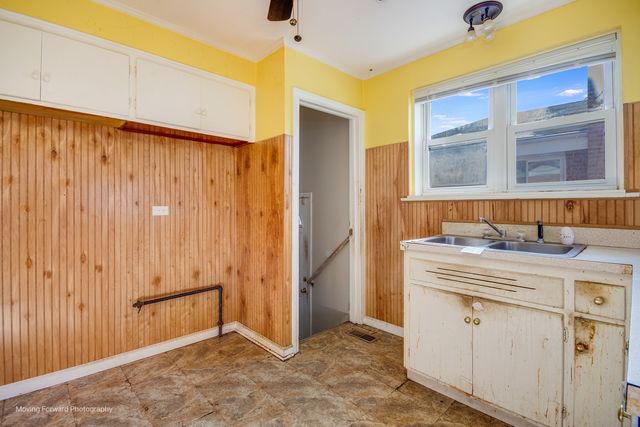 14341 University Avenue, Dolton, IL 60419