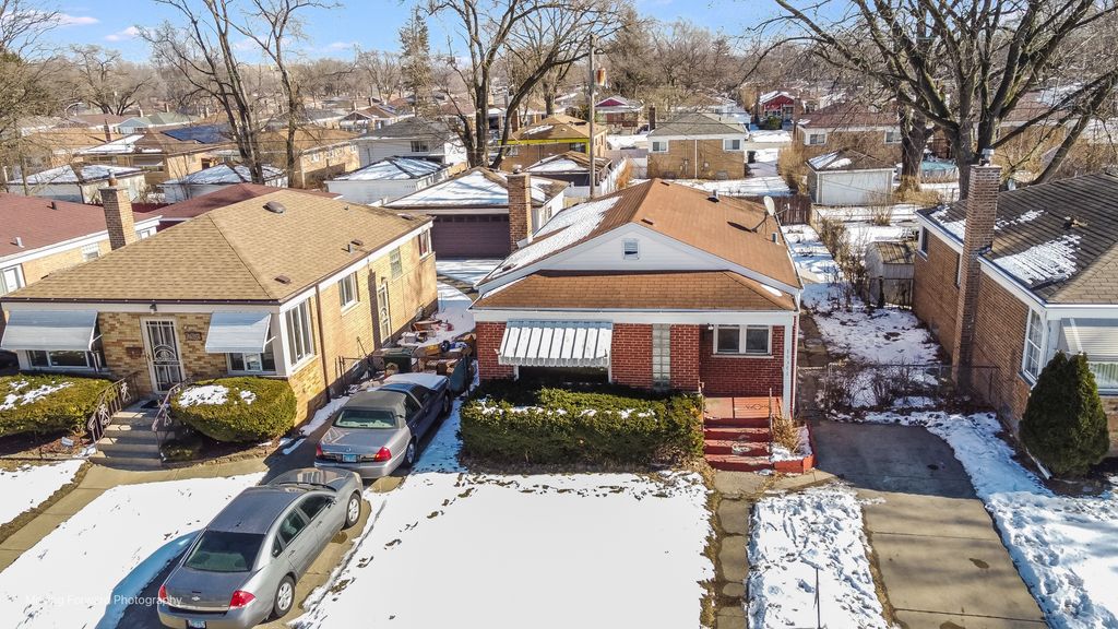 14341 University Avenue, Dolton, IL 60419