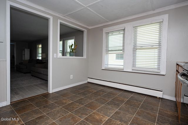 2872 Guilderland Avenue, Rotterdam, NY 12306