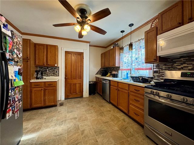 19 Cady Street, Auburn, NY 13021