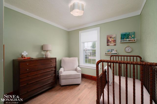 18083 Elizabeth Street, Roseville, MI 48066