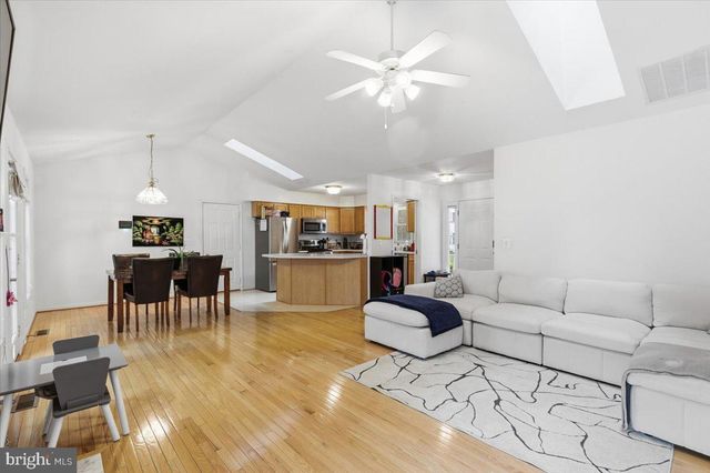 8537 ANDEREGG PL, Waldorf, MD 20603
