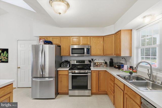 8537 ANDEREGG PL, Waldorf, MD 20603