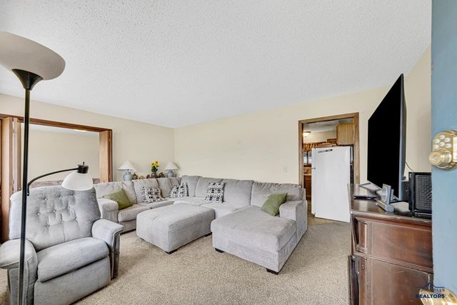 1733 N NEEL, Rapid City, SD 57703