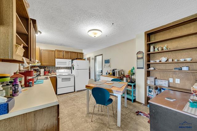 1733 N NEEL, Rapid City, SD 57703