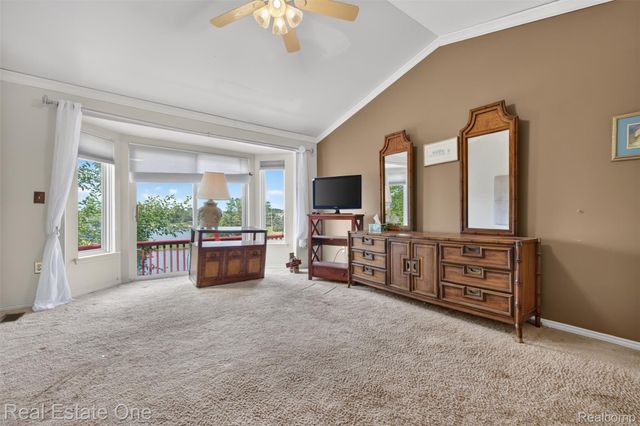 510 Boulder Lake Drive, Oxford Charter Township, MI 48371