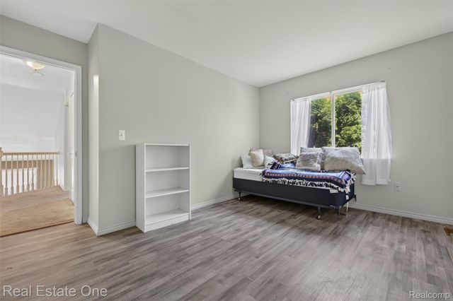 510 Boulder Lake Drive, Oxford Charter Township, MI 48371